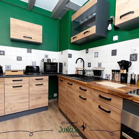 Maison "Jungle House" 90 M2 Billard, Retroprojecteur, Bar A Jeux , Vinyle, Wifi Fibre, Ideal Pro & Famille A Montbrison Eksteriør billede
