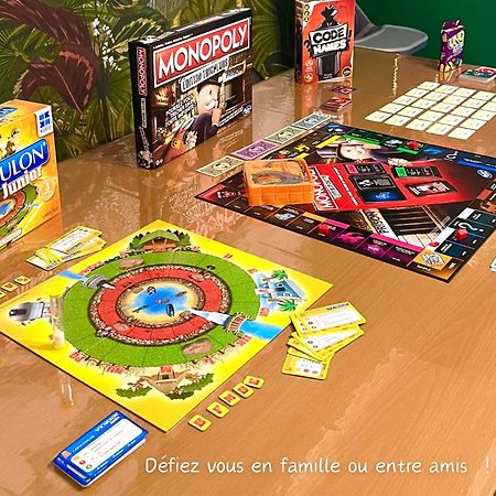 Maison "Jungle House" 90 M2 Billard, Retroprojecteur, Bar A Jeux , Vinyle, Wifi Fibre, Ideal Pro & Famille A Montbrison Eksteriør billede