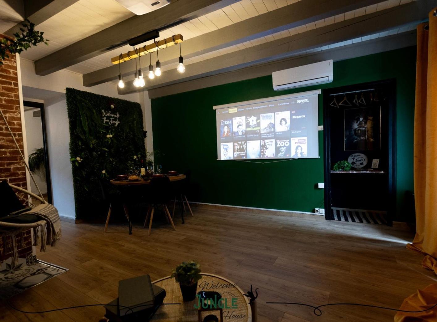 Maison "Jungle House" 90 M2 Billard, Retroprojecteur, Bar A Jeux , Vinyle, Wifi Fibre, Ideal Pro & Famille A Montbrison Eksteriør billede