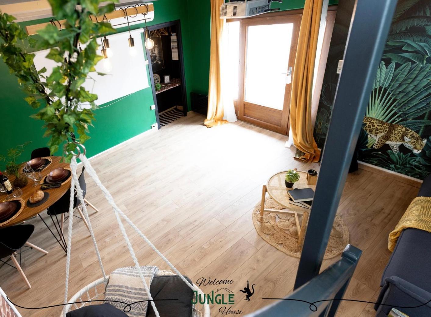 Maison "Jungle House" 90 M2 Billard, Retroprojecteur, Bar A Jeux , Vinyle, Wifi Fibre, Ideal Pro & Famille A Montbrison Eksteriør billede