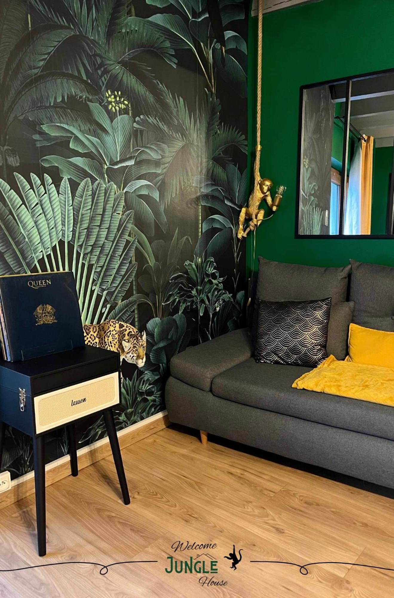 Maison "Jungle House" 90 M2 Billard, Retroprojecteur, Bar A Jeux , Vinyle, Wifi Fibre, Ideal Pro & Famille A Montbrison Eksteriør billede