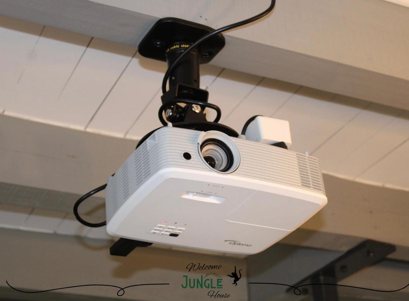 Maison "Jungle House" 90 M2 Billard, Retroprojecteur, Bar A Jeux , Vinyle, Wifi Fibre, Ideal Pro & Famille A Montbrison Eksteriør billede